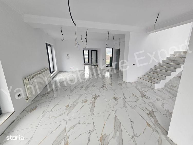 Casă cu 4 camere în Zigoneni