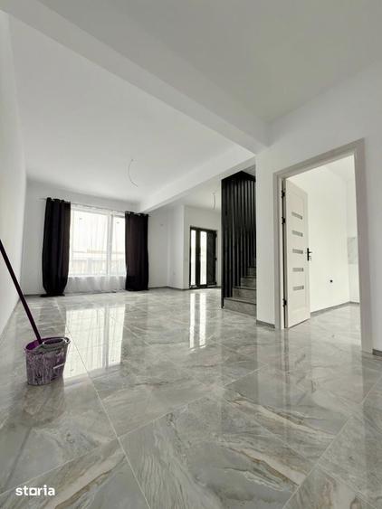 Vila P+1 cu 4 Camere | Lumina - 14
