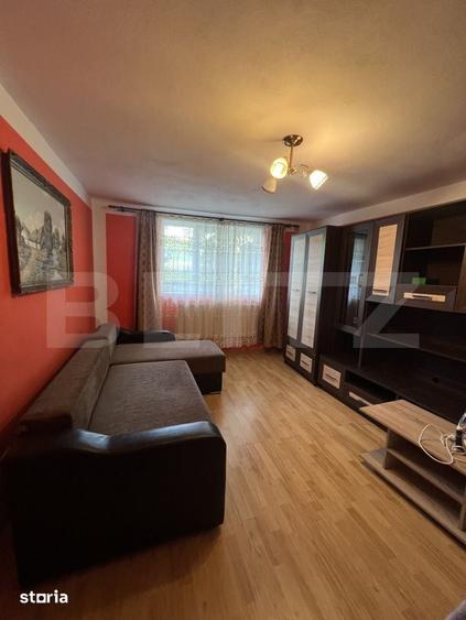 Casă cu 10 camere cu Teren 1300 Mp în Central