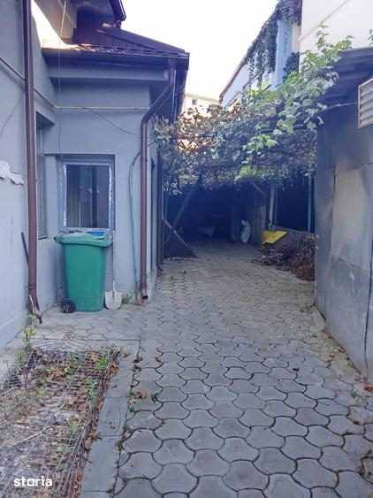 Casă cu 3 camere cu Teren 100 Mp în Ultracentral