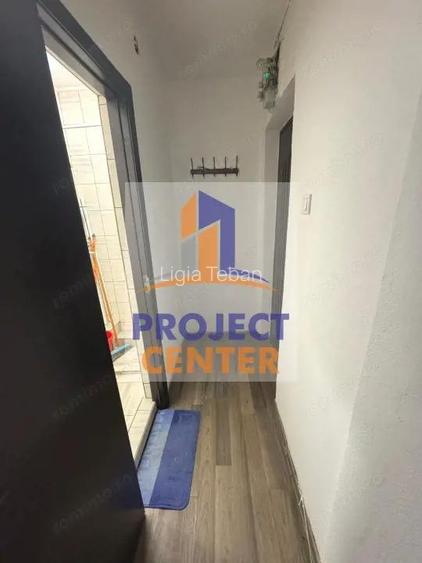 Garsoniera Trivale, parter, cu balcon