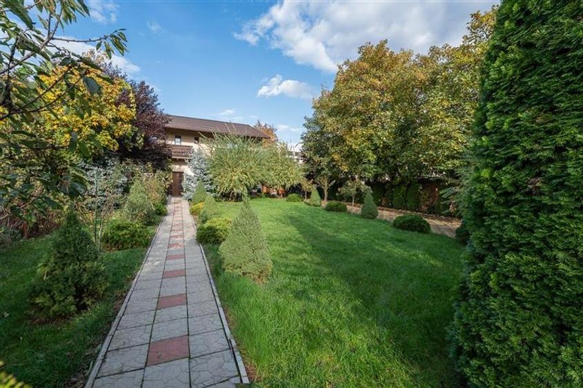 Vila deosebita  in zona rezidentiala Moara de Vant Iasi - 4