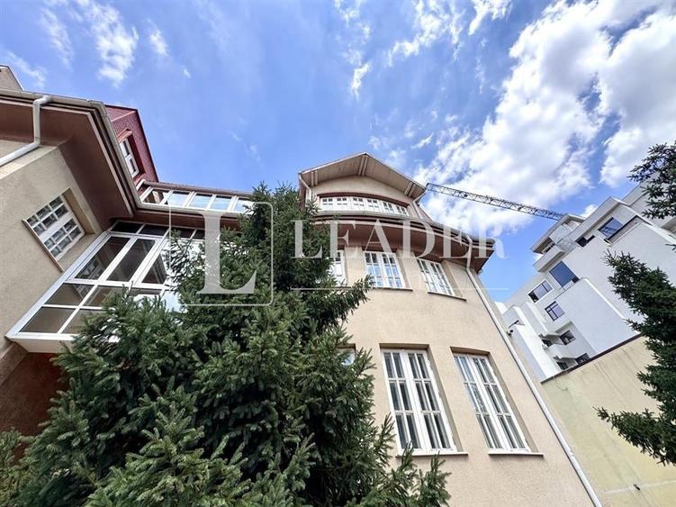 Casa de vanzare | Zona Marriott | Teren 650 mp - 1