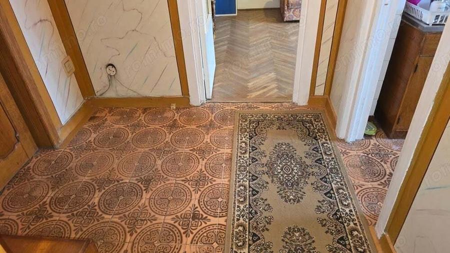 Vand apartament 3 camere decomandat in Deva, zona Balcescu, suprafata utila 67,44 mp, etaj 8, - 16