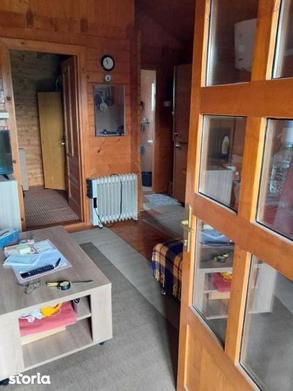 curte si casa de lemn moderna - 7