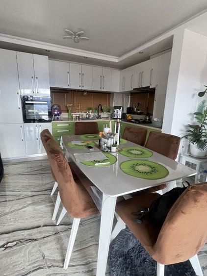 Inchiriere 4 luni casa panoramica cu jacuzzi si ciubar - 6