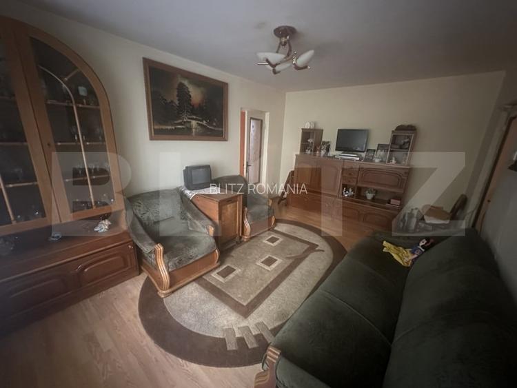 Apartament cu 3 camere, 63 mp, zona Micro 16