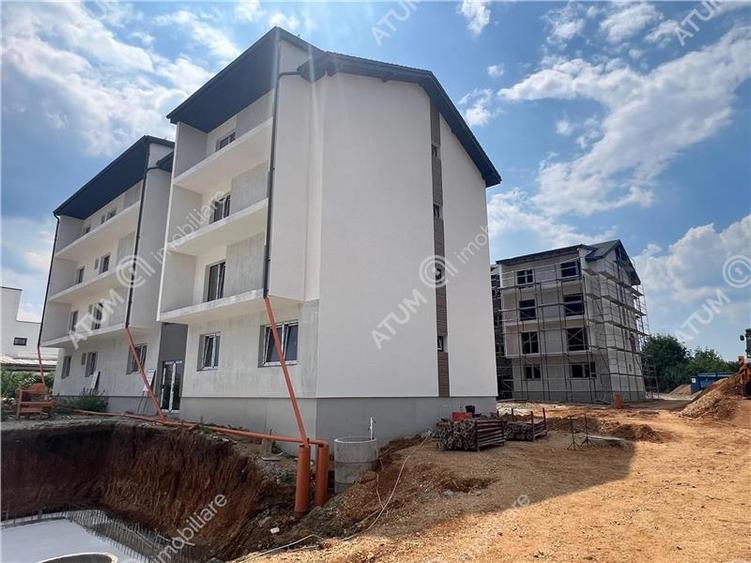 Apartament 2 camere balcon loc parcare zona Octavian Goga Selimbar - 2