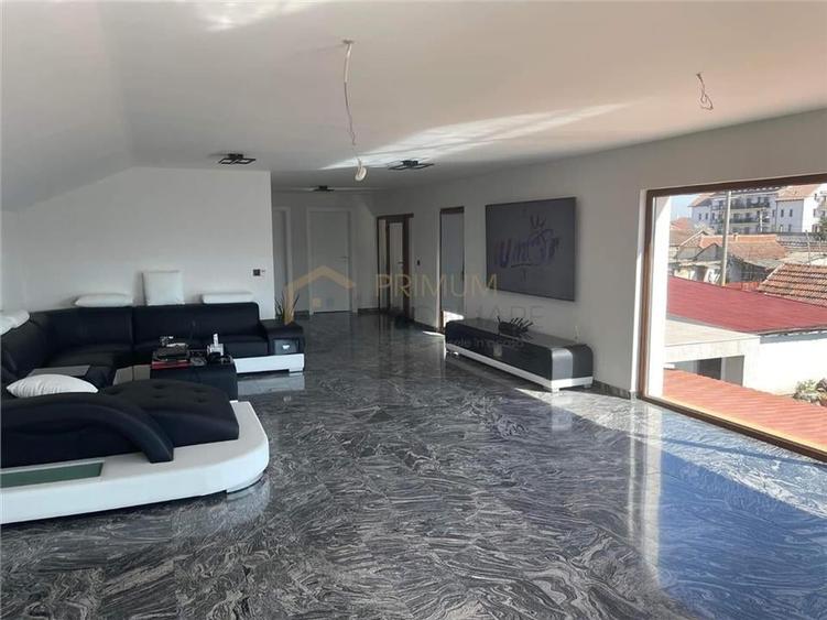 RONAT - Casa Individuala - 6 cam - 3 bai - Piscina - Terasa - Garaj 56mp - Panou - 17