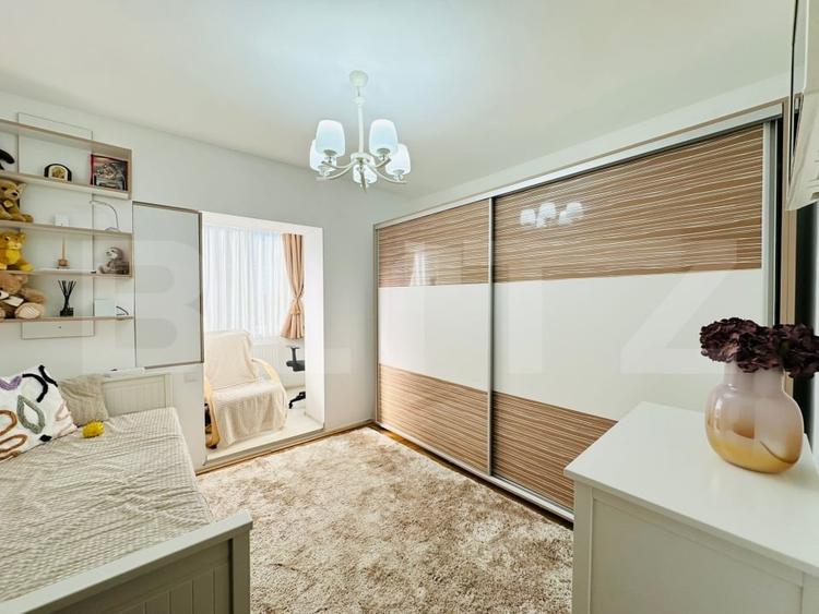 Apartament 3 camere decomandat, boxa si loc de parcare - zona Craiter - 8