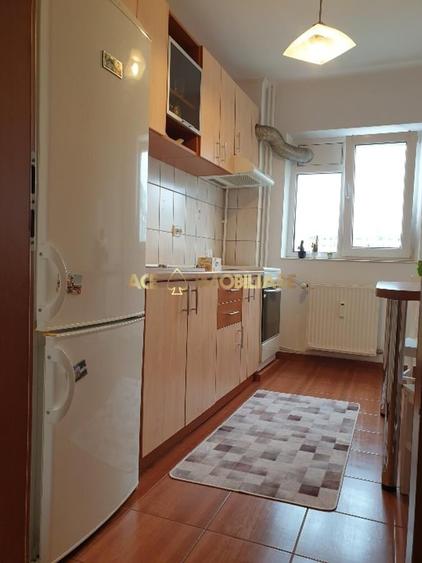 Apartament cu 2 camere decomandat, mobilat în Turda
