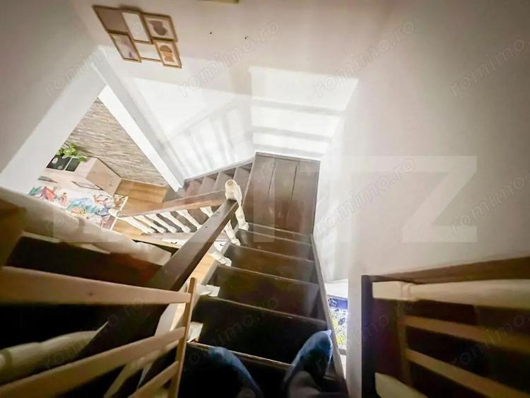 Casa individuala de vanzare, 216 mp, zona Cetate - 10