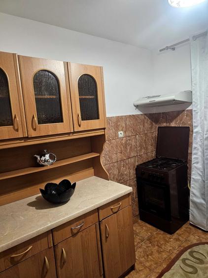 Apartament cu 2 camere decomandat în Exterior Vest