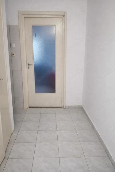 1 camera, etaj 1, balcon inchis, disponibil imediat Calea Aradului - 4