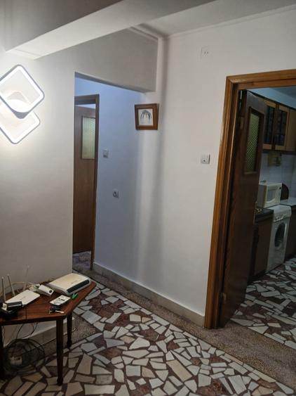 Oferim spre chirie apartament zona Spital - 7