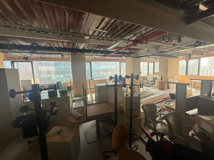 Spațiu de birouri 480 mp –Pta. Victoriei - Neamenajat - 1