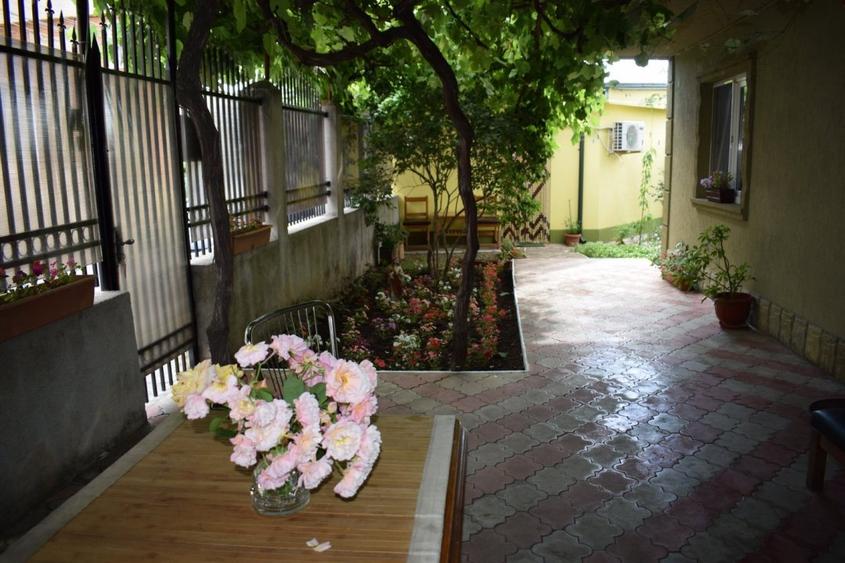 Vand 2 Vile+Spatiu comercial Eforie Nord - 4