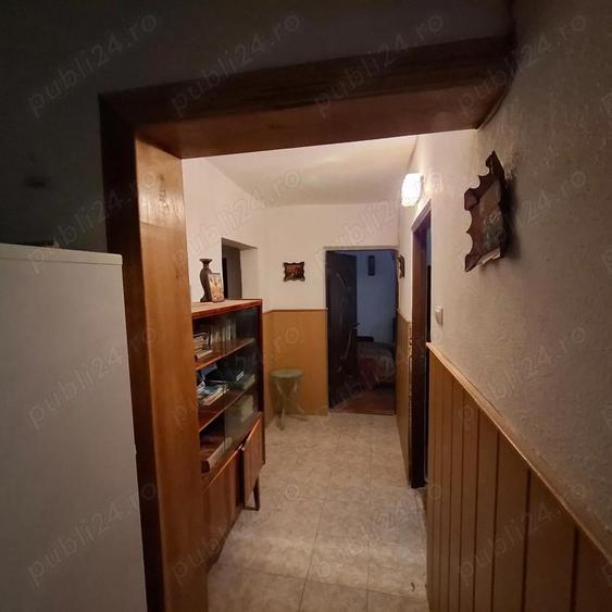 Apartament 3 camere Lupeni - 2