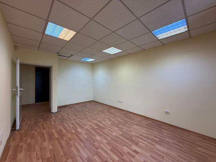 Apartament cu 4 camere in zona Victoriei-Iancu de Hunedoara - 2