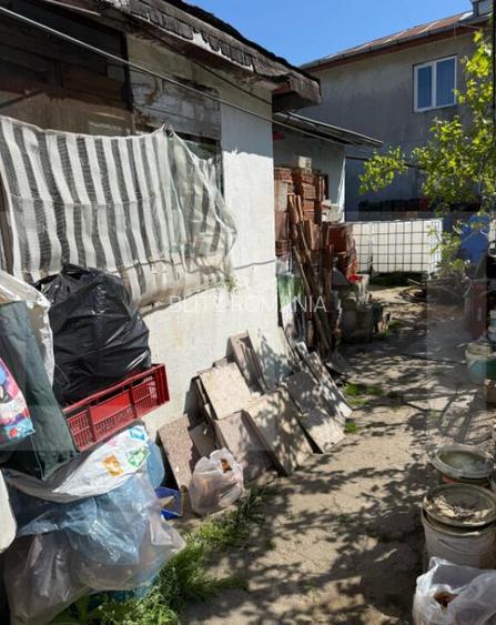 Casa individuala batraneasca demolabila+teren,zona Pallady