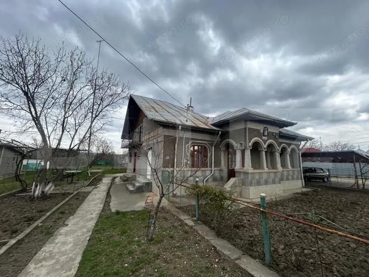 CASA | SACUIENI | 2700 MP | TOATE UTILITATILE | - 1