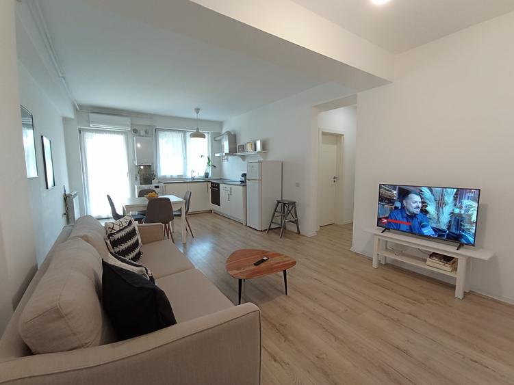 Apartament cu vedere la Bega – 3 camere, 2 băi, terasă, parcare privată - 1