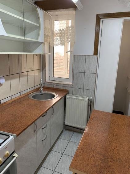 Inchiriez Apartament Sinicolau Mic - 1