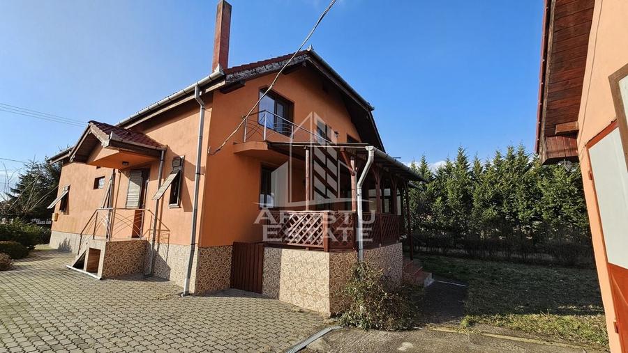 Vila de vanzare in Ghioroc - 1