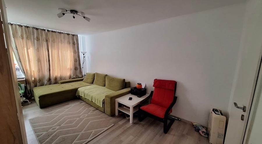 Apartament 3 camere de vânzare Gorjului - 1