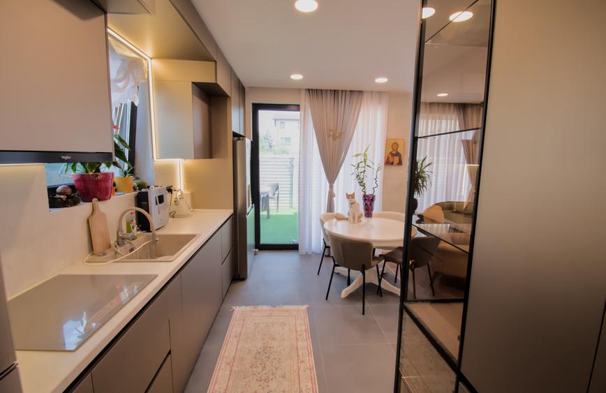 LOCUINTA PRIMITOARE, COMPLET MOBILATA SI UTILATA - 15