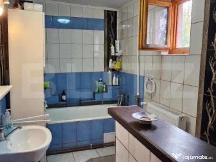 Casa deosebita, 3000 mp teren, 6 camere zona linistita - Bar - 15