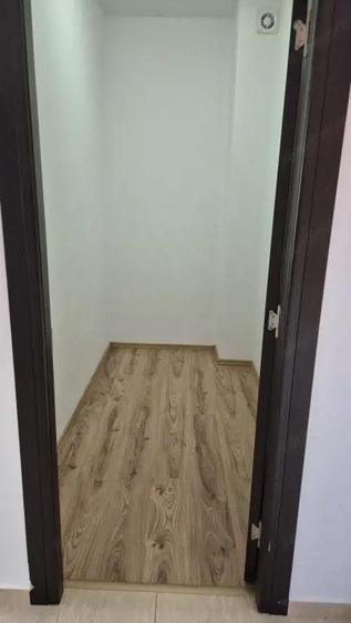 Apartament cu 2 camere semidecomandat în Florești