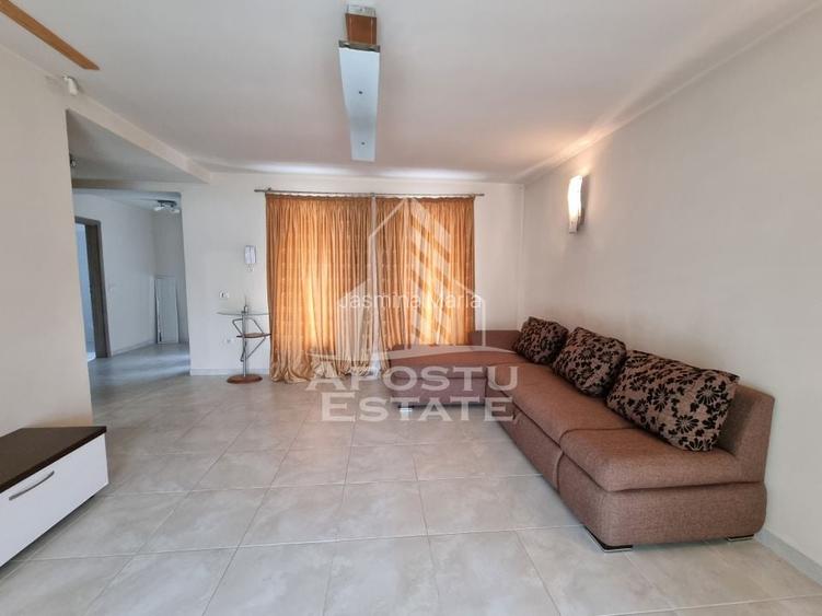Jumatate de duplex in Braytim cu curte spatioasa Jumatate de duplex in Braytim cu curte spatioasa
