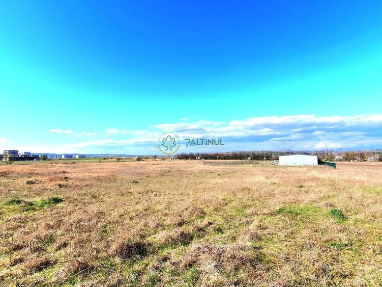 Teren 3.000 mp de vânzare – Calea Șurii Mici, Sibiu front stradal 26,5 m, P+3+R - 3