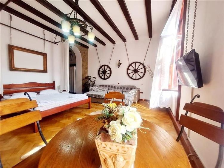 Preluare afacere pensiune administrare in regim turistic, Centrul Istoric - 14