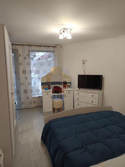 Casa de vanzare , - 7