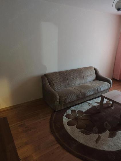 inchiriez apartament 2 camere - 6
