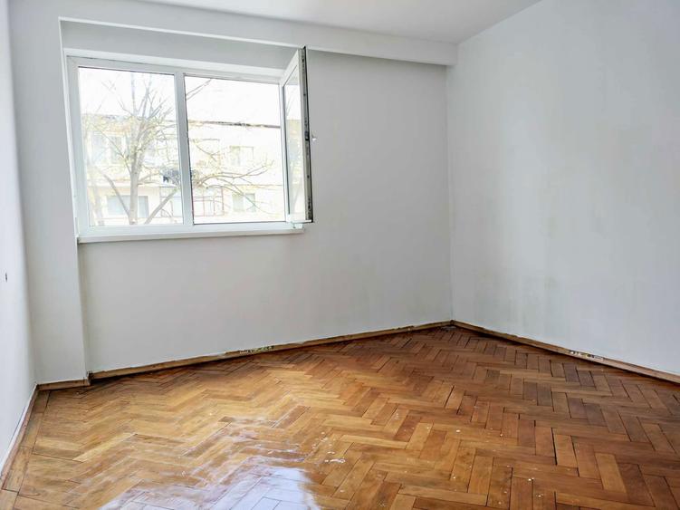 Apartament doua camere de vanzare in Petrosani - 7