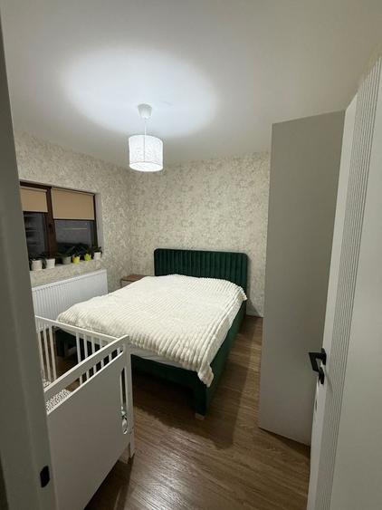 Casă cu 4 camere cu Teren 100 Mp în Clinceni