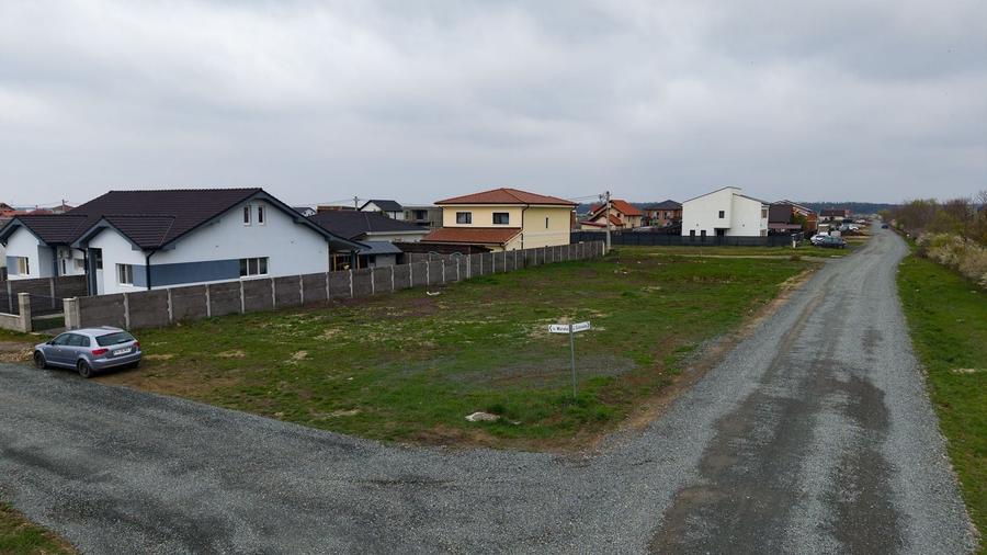 Teren Mosnita Veche  cu toate utilitatile - 2