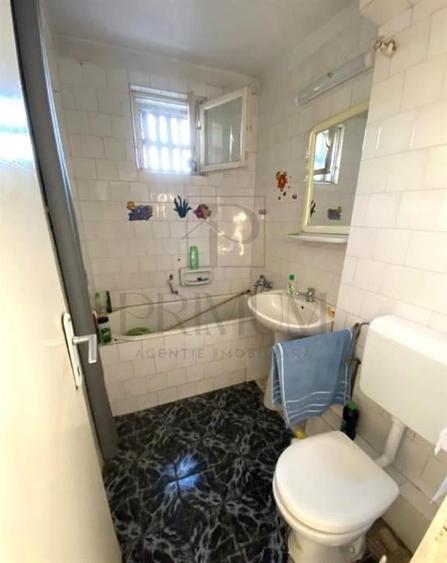 CENTRAL - LIFT - 3 camere - debara - rulouri - 9