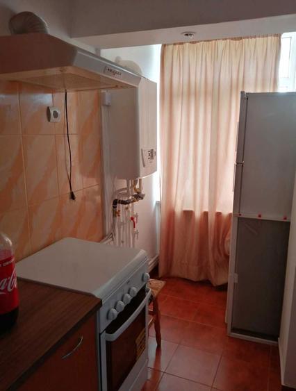 Ofer spre inchiriere garsoniera - 6