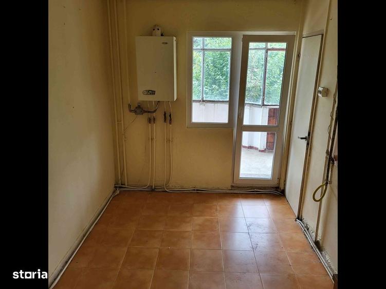 Vand apartament 2 camere in Plopilor - 3