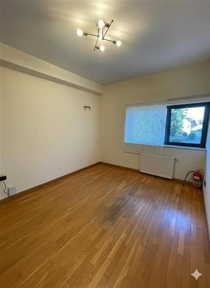 Vanzare apartament 3 camere Unirii-Regina Maria - 2