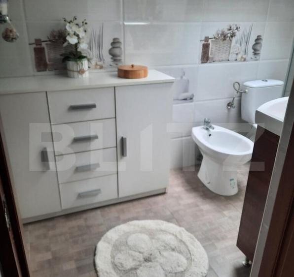 Apartament 2 camere, 55 mp, zona Centrala - 1