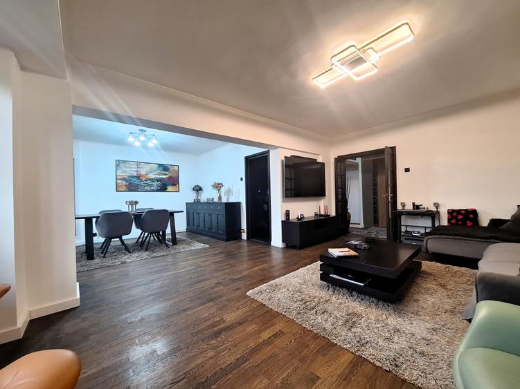 Apartament premium Bd. Unirii / Piata Constitutiei, etaj 4, comision 0% - 1