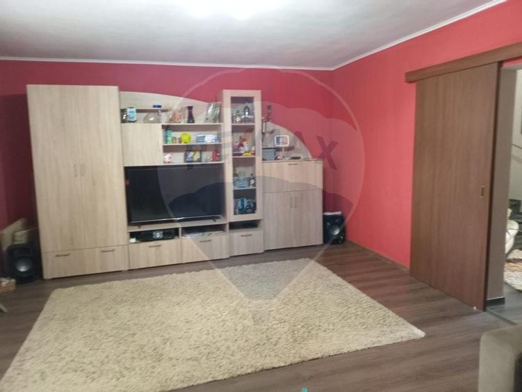 SE VINDE O SUPERBA VILA DUPLEX IN VIA CARMINA!! - 3