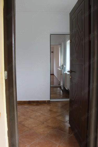 Vand casa valu lui Traian - 4