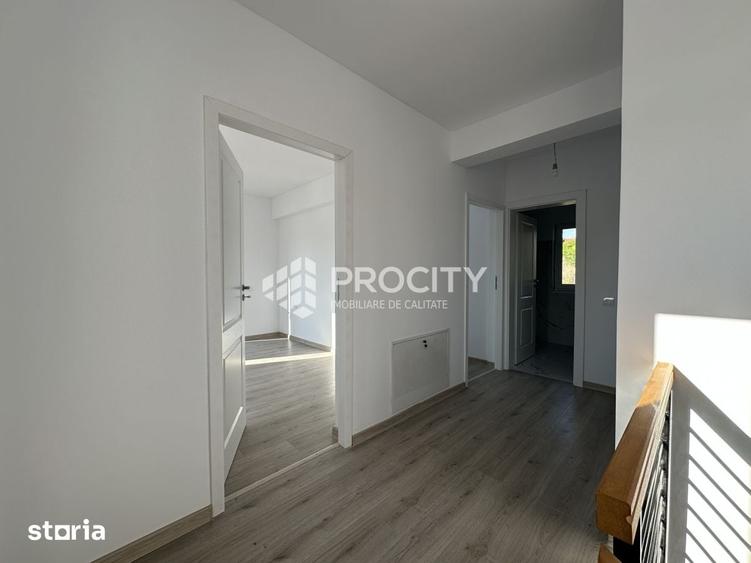 Casă cu 4 camere cu Teren 280 Mp în Bârnova