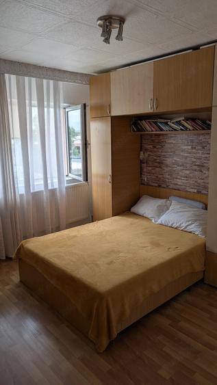 Apartament cu 3 camere decomandat în Vest